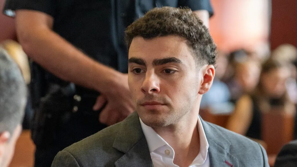 Luigi Mangione attends a pre-trial appearance at Manhattan Criminal Court on August 11 in New York City. Getty Images
