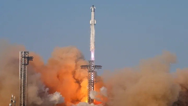 SpaceX's next-generation Starship spacecraft atop its Super Heavy booster is launched on its ninth test at the company's launch pad in Starbase, Texas, May 27, 2025. (Joe Skipper/Reuters, File / Reuters)